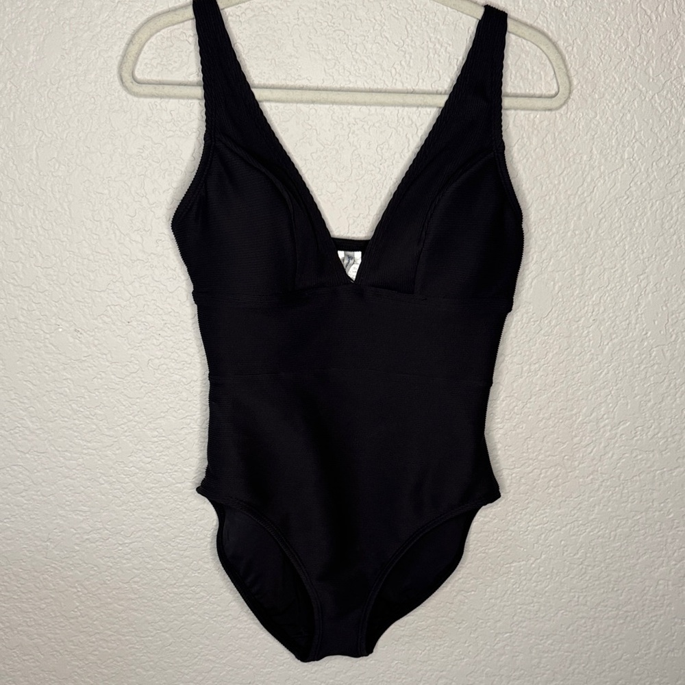 Tommy Bahama Ocean Point V Neck Ribbed One Piece Swimsuit Black 12 Tummy Control - Picture 2 of 8